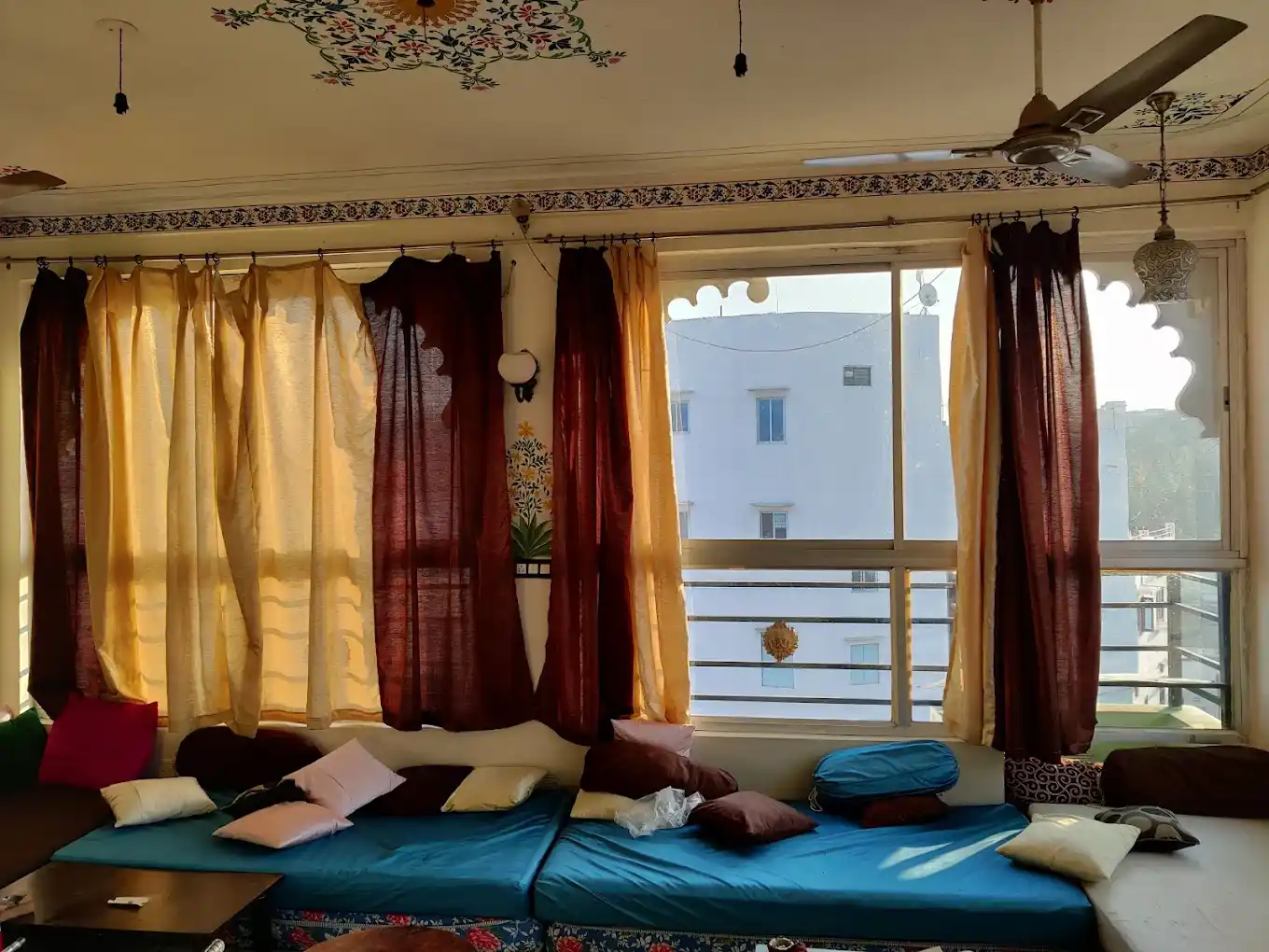 Singer Volunteer required in Udaipur